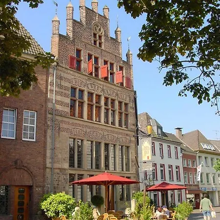 Wohnen Im Alten Amtsgericht Im Herzen Von Xanten